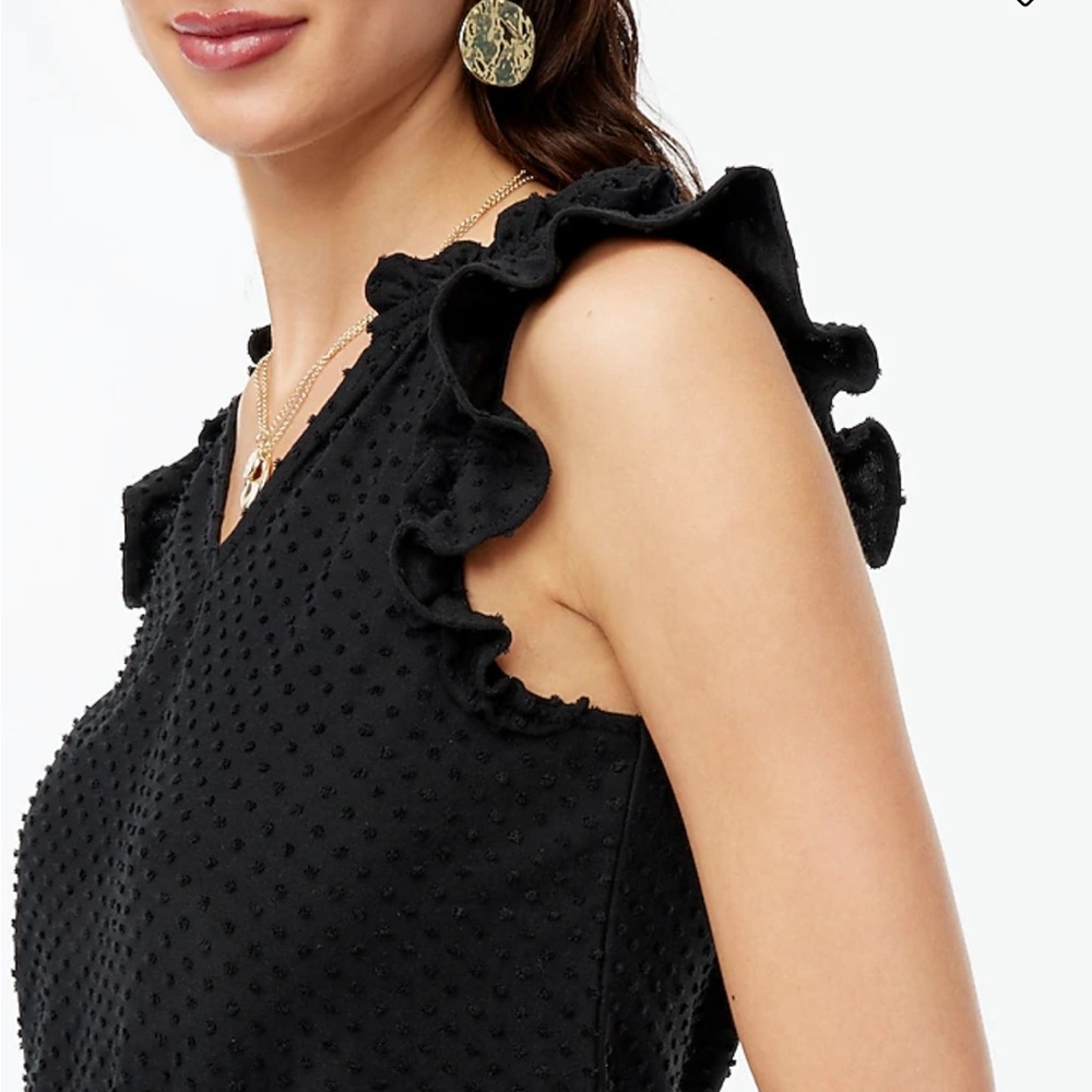 ๐ธ Spring Sale! ๐ธ NWT J. Crew fluttered sleeve dotted top - Picture 2 of 7